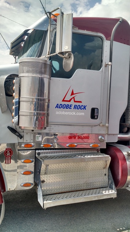 Adobe Rock &ndash; Fleet design, production and installation of cut vinyl